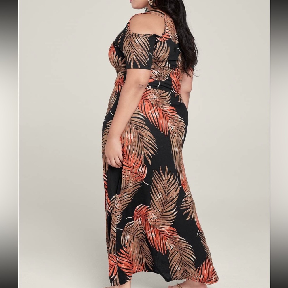 Venus Absolutely sexy and comfy cold shoulder maxi dress size 1X brand new - Picture 2 of 6